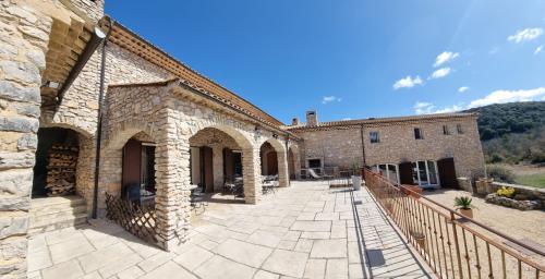 Banon Alpes-de-Haute-Provence huis met gîte foto