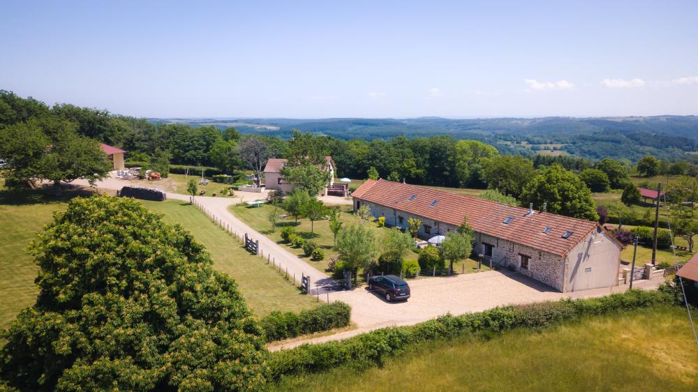 Chissey-en-Morvan Saône-et-Loire huis met gîte foto 6523717