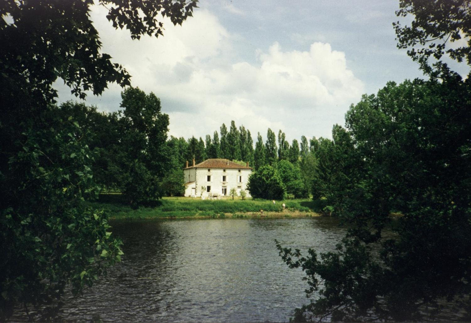  te koop vrijstaand huis Abzac Charente 2
