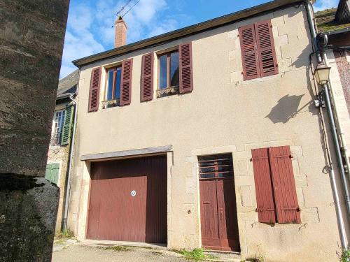Moulins-Engilbert Nièvre huis foto 6954445