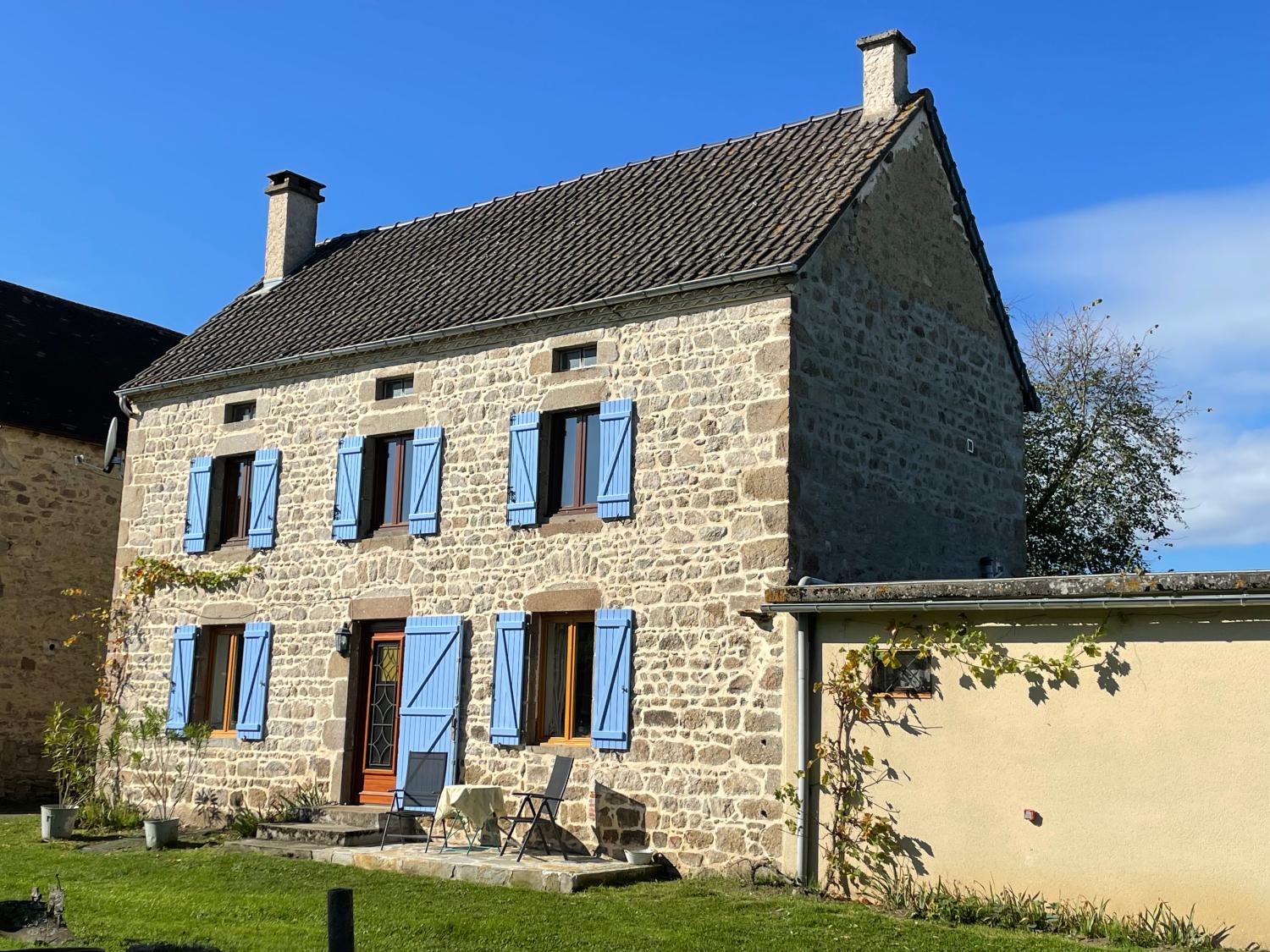  te koop huis Servant Puy-de-Dôme 2