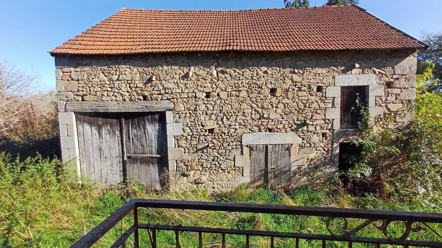  te koop vrijstaand huis Saint-Chabrais Creuse 2