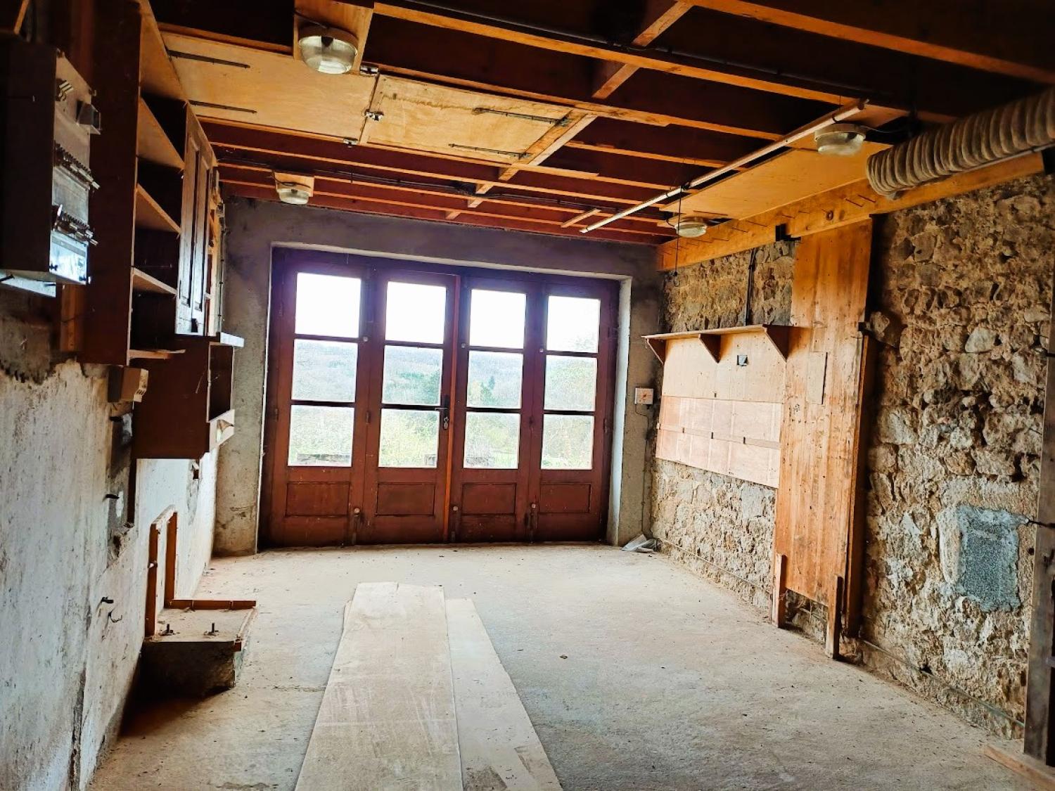  te koop vrijstaand huis Champagnat Creuse 38