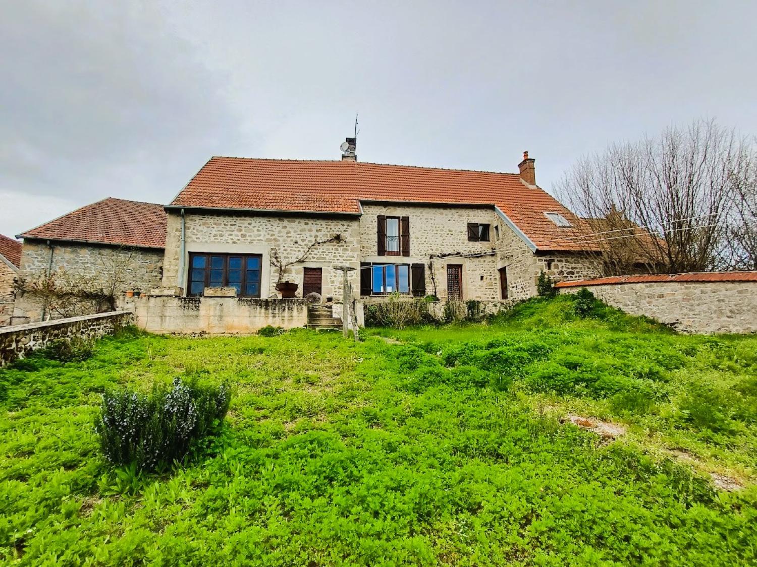  te koop vrijstaand huis Champagnat Creuse 28
