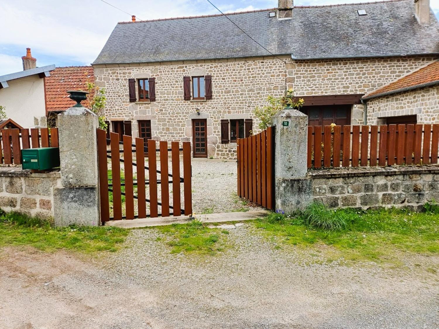  te koop vrijstaand huis Champagnat Creuse 1