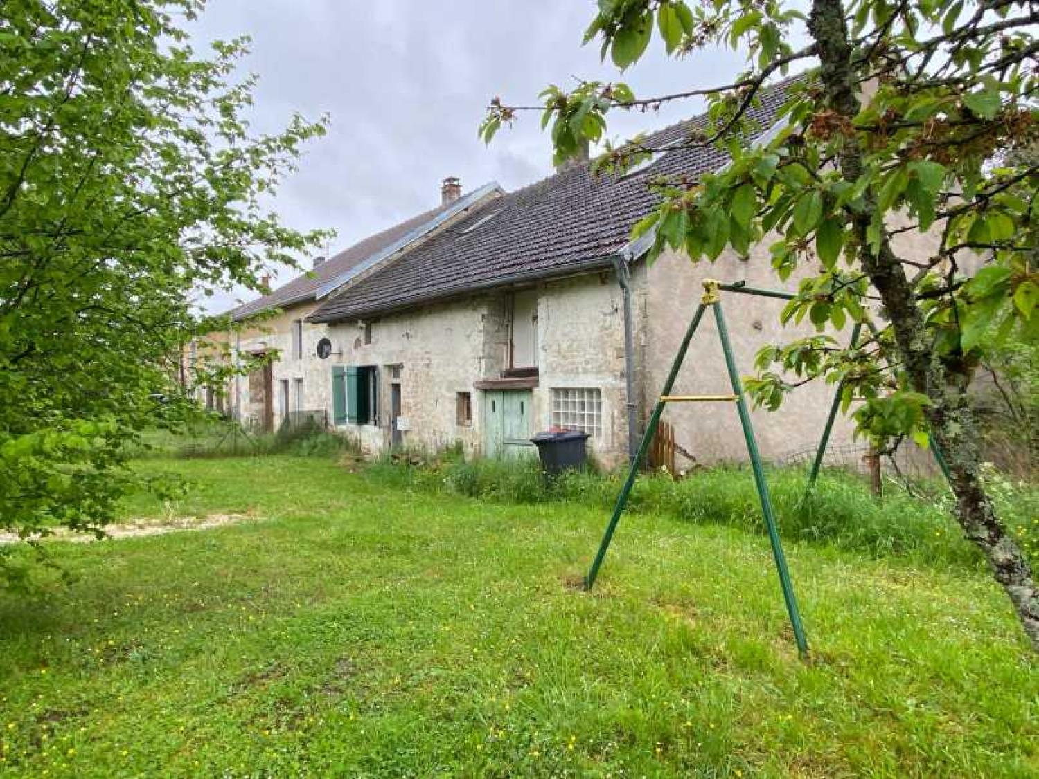  te koop dorpsboerderij Rosoy-sur-Amance Haute-Marne 10