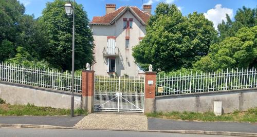 Cuzion Indre vrijstaand huis foto 6907399