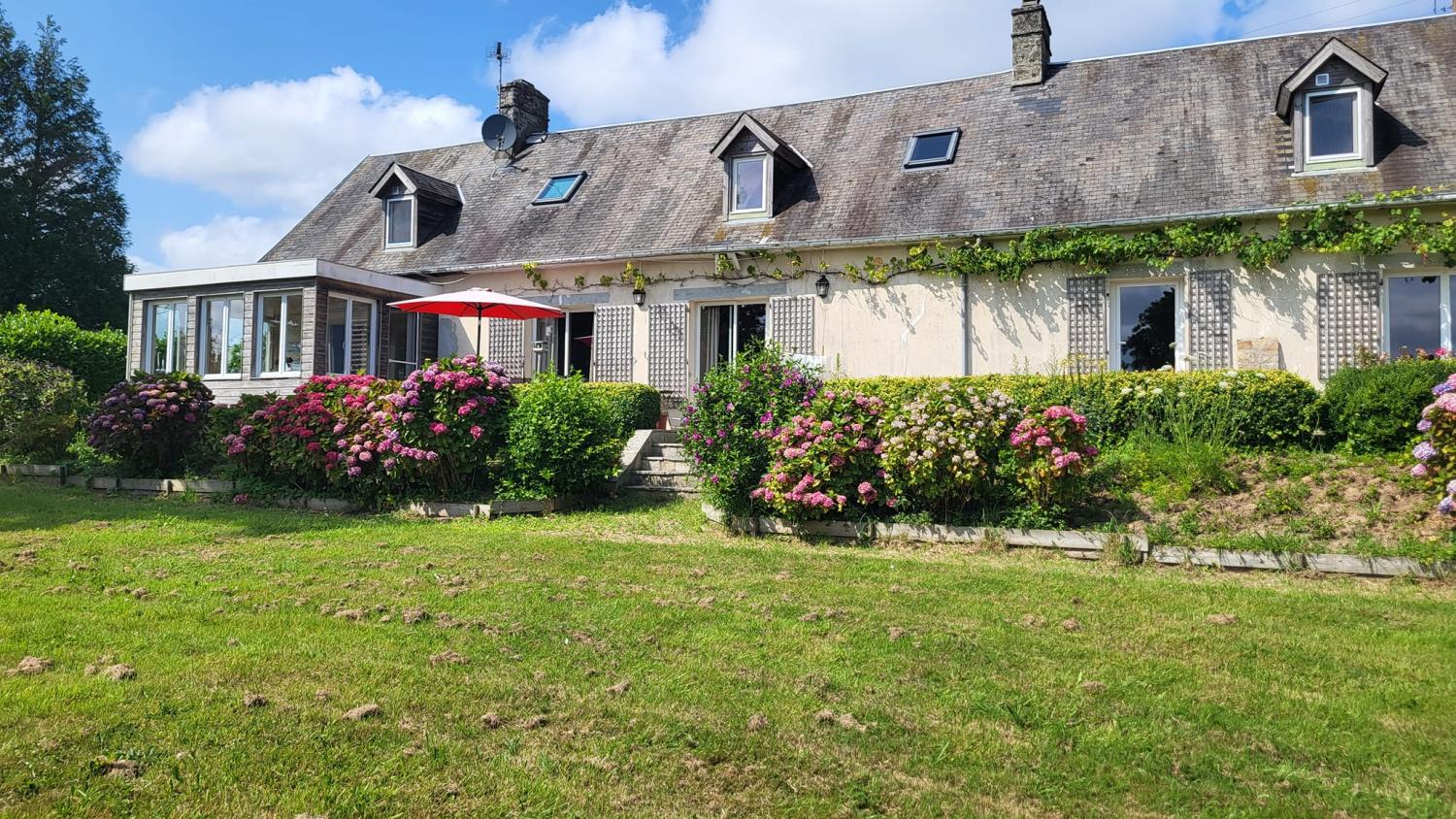  te koop vrijstaand huis Gorges Manche 1