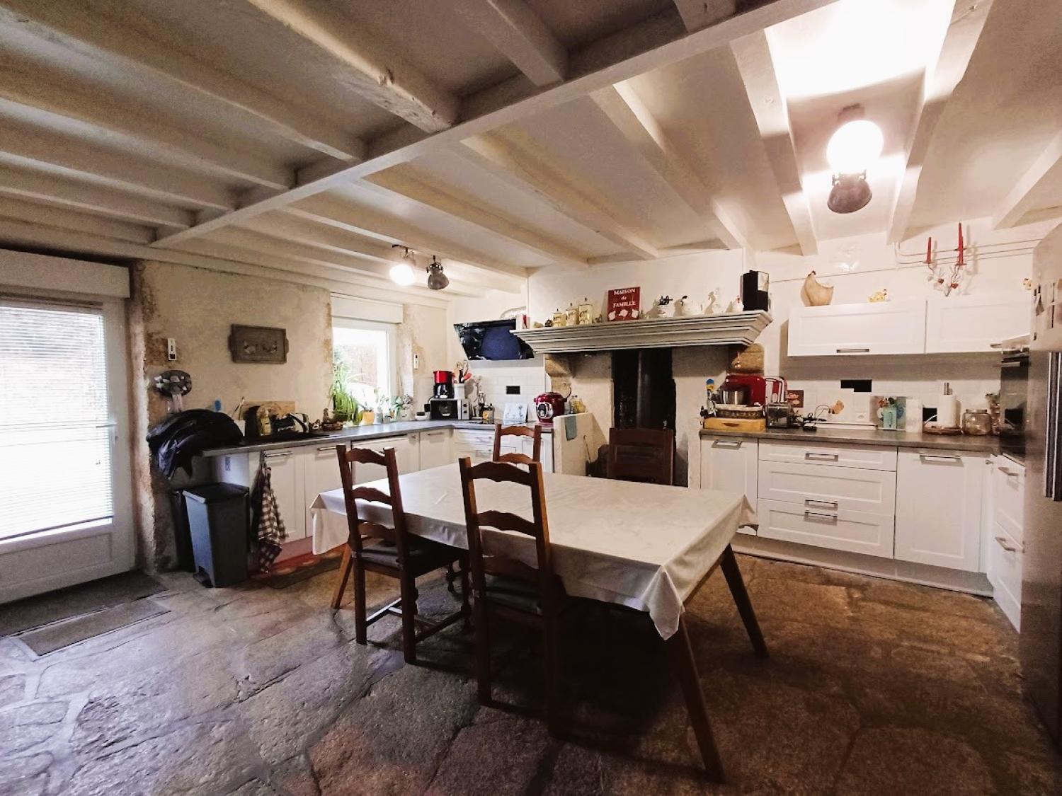  te koop vrijstaand huis La Souterraine Creuse 3