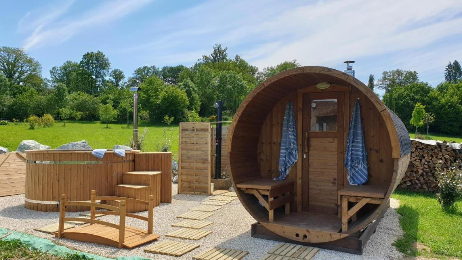  te koop gîtes/ chambres d'hôtes Rancon Haute-Vienne 22