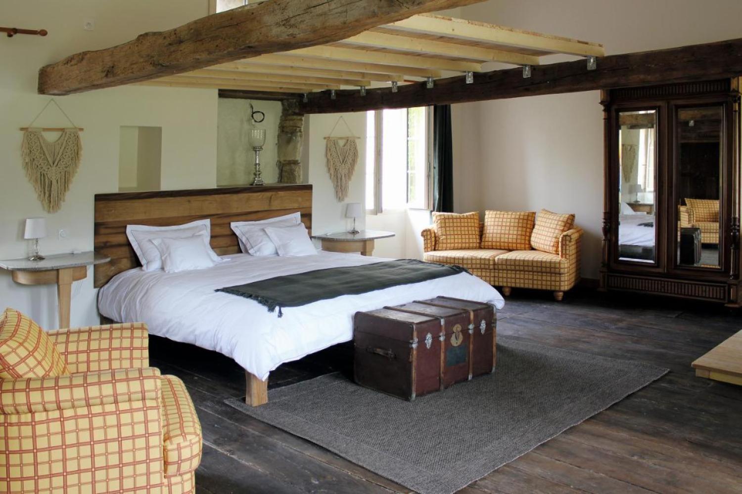  te koop gîtes/ chambres d'hôtes Rancon Haute-Vienne 19