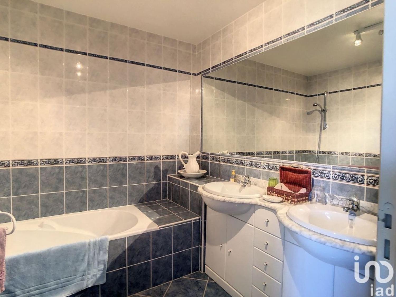  te koop gîtes/ chambres d'hôtes Pontigny Yonne 8