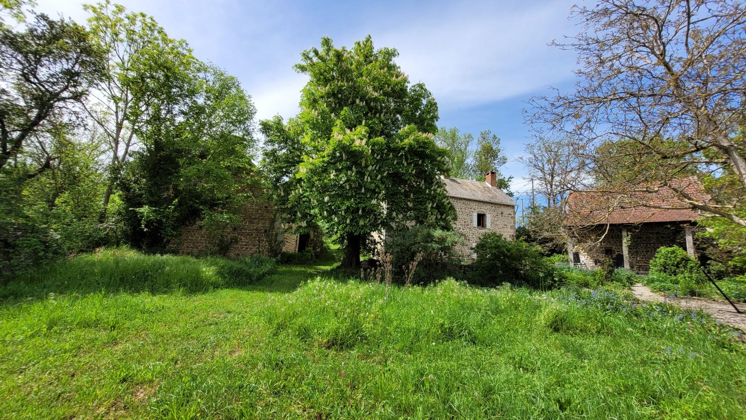  te koop vrijstaand huis Charron Creuse 2