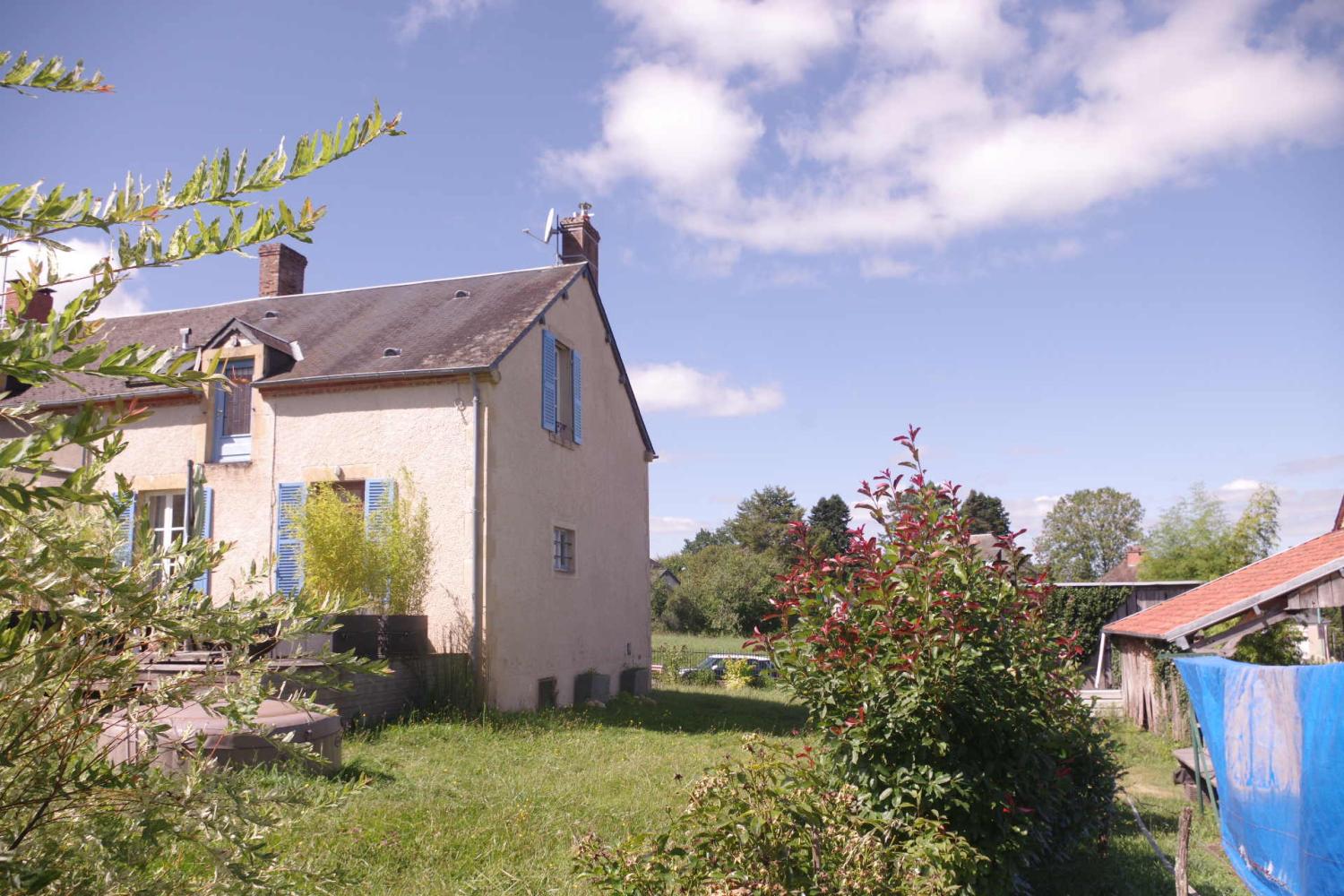  te koop huis Saint-Honoré-Les-Bains Nièvre 4