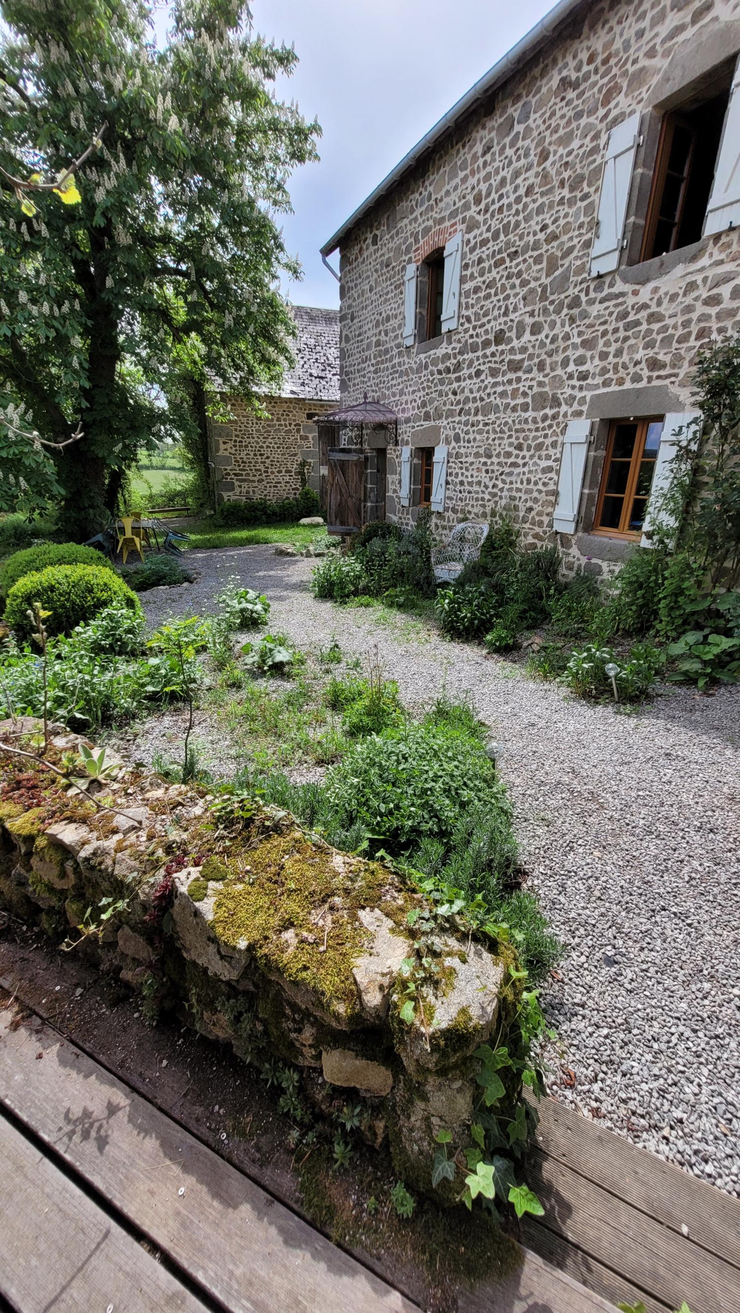  te koop vrijstaand huis Charron Creuse 22