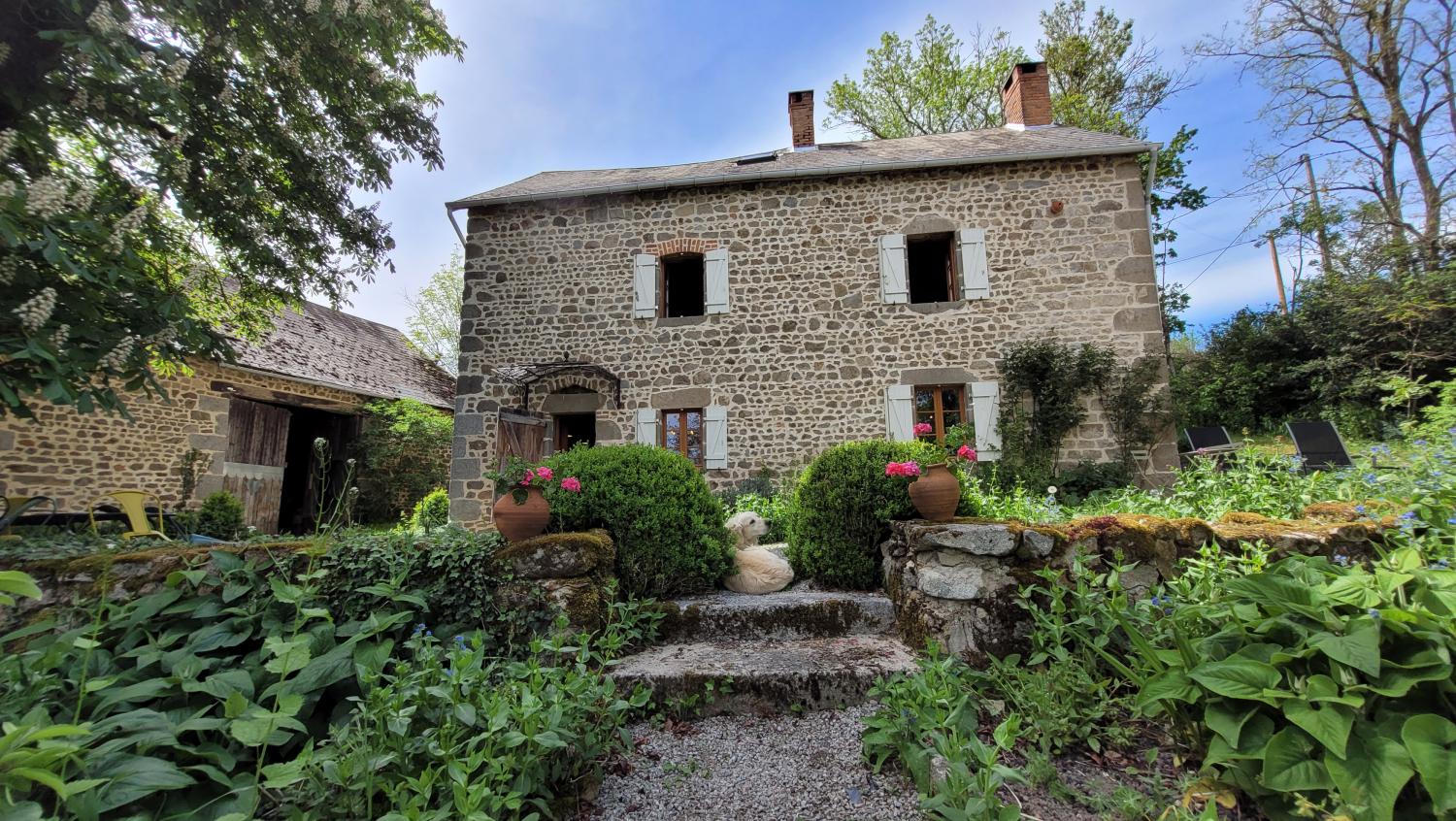  te koop vrijstaand huis Charron Creuse 1