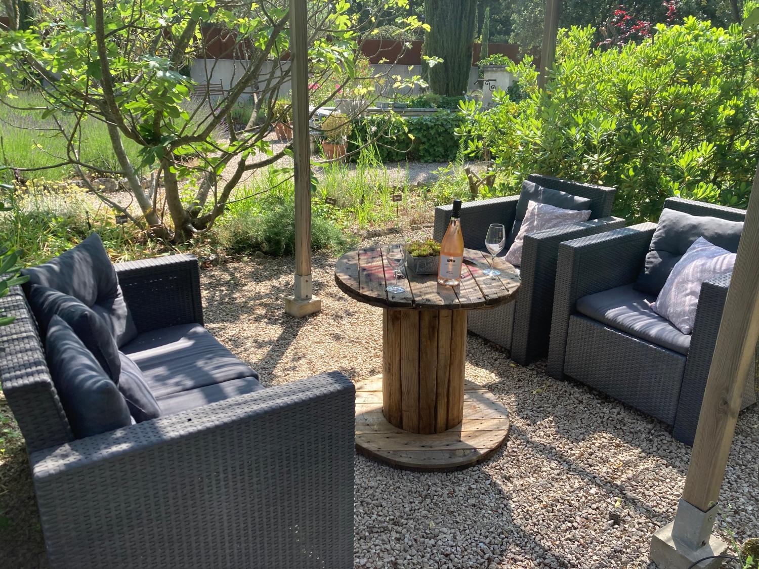  te koop gîtes/ chambres d'hôtes Lacoste Vaucluse 14