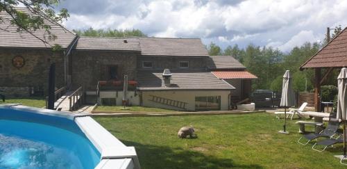  te koop gîtes/ chambres d'hôtes Le Mayet-de-Montagne Allier 14