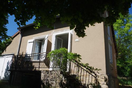 Saint-Honoré-Les-Bains Nièvre huis foto 7090578