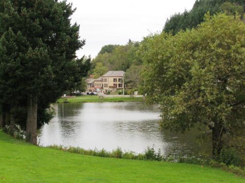  te koop gîtes/ chambres d'hôtes Le Mayet-de-Montagne Allier 17