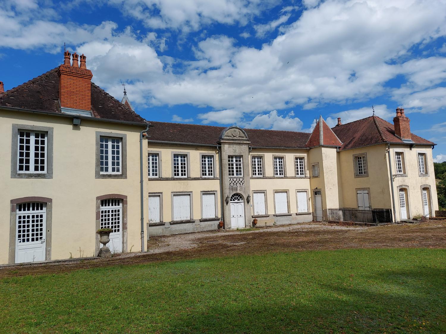  te koop kasteel Blondefontaine Haute-Saône 1