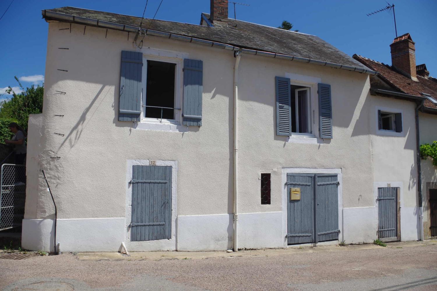  te koop stadshuis Moulins-Engilbert Nièvre 8