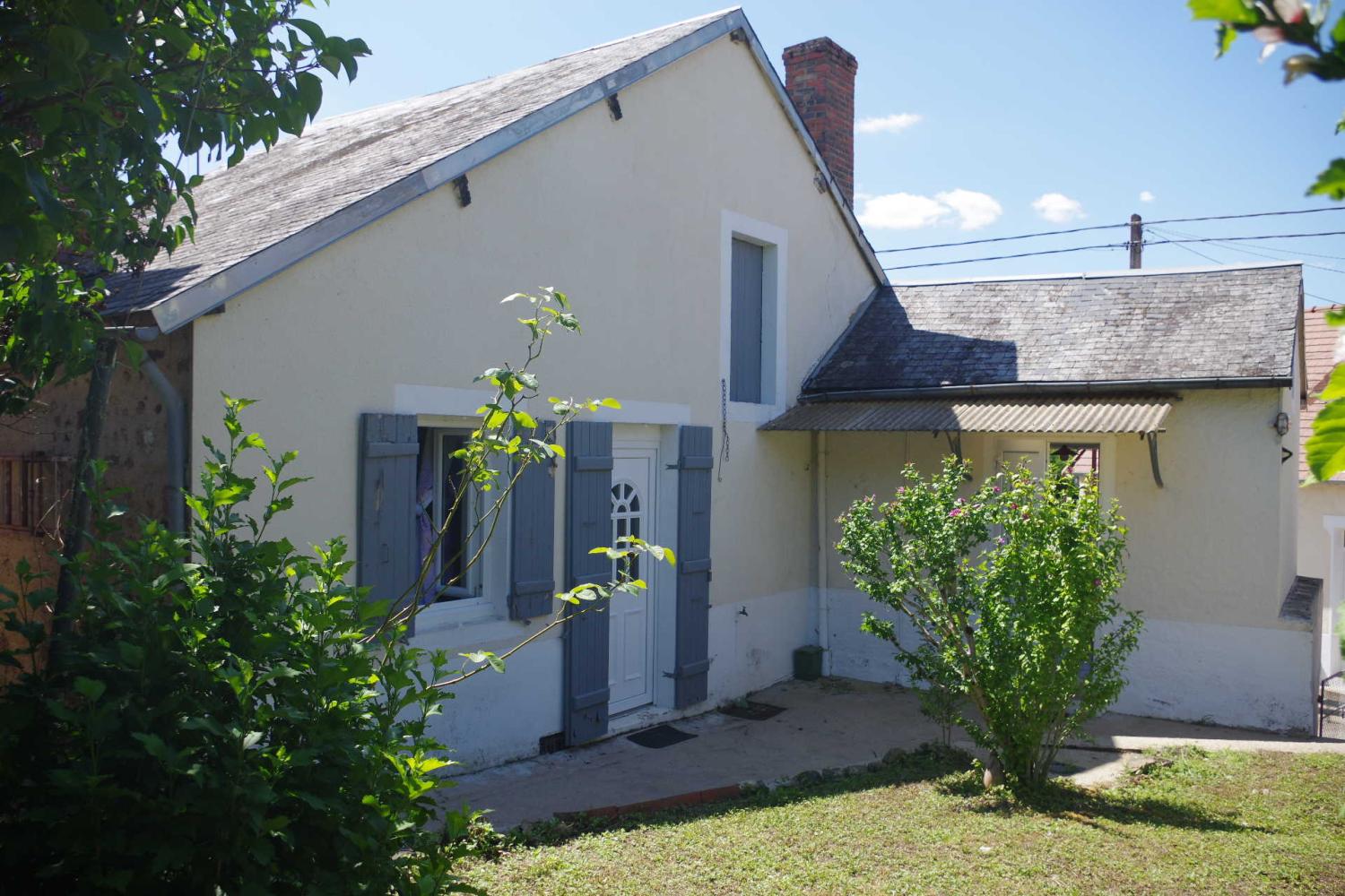  te koop stadshuis Moulins-Engilbert Nièvre 2