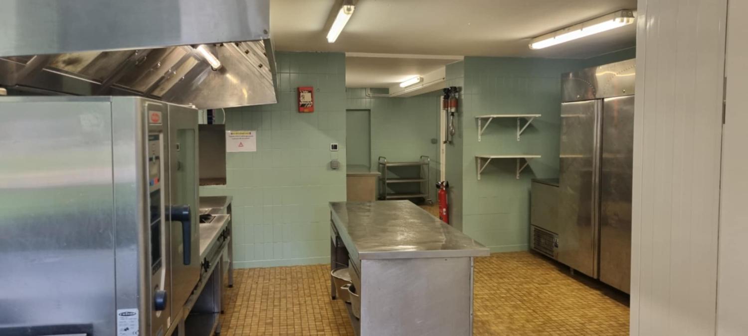  te koop gîtes/ chambres d'hôtes Le Mayet-de-Montagne Allier 21