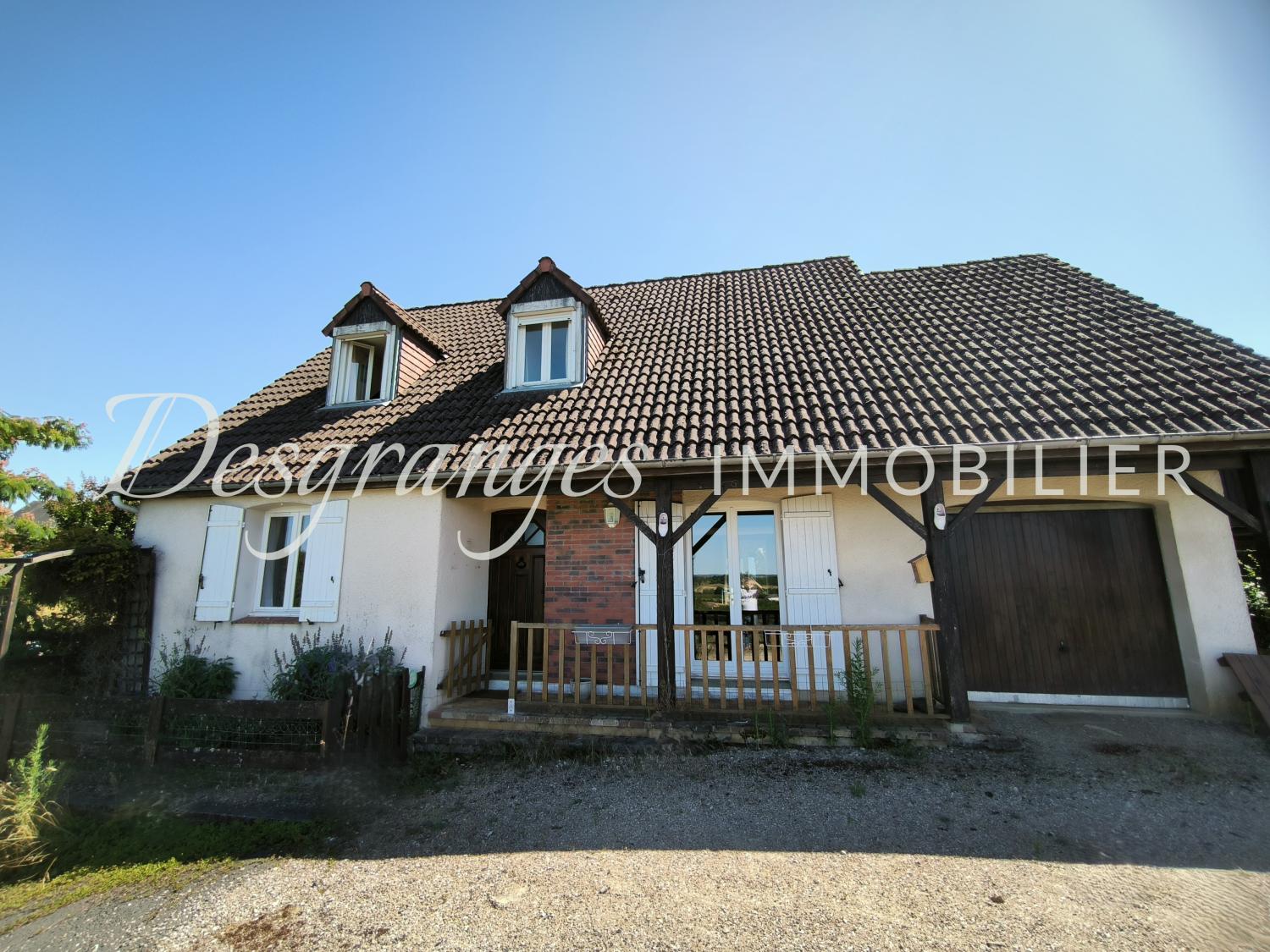  te koop vrijstaand huis Saint-Robert Corrèze 24