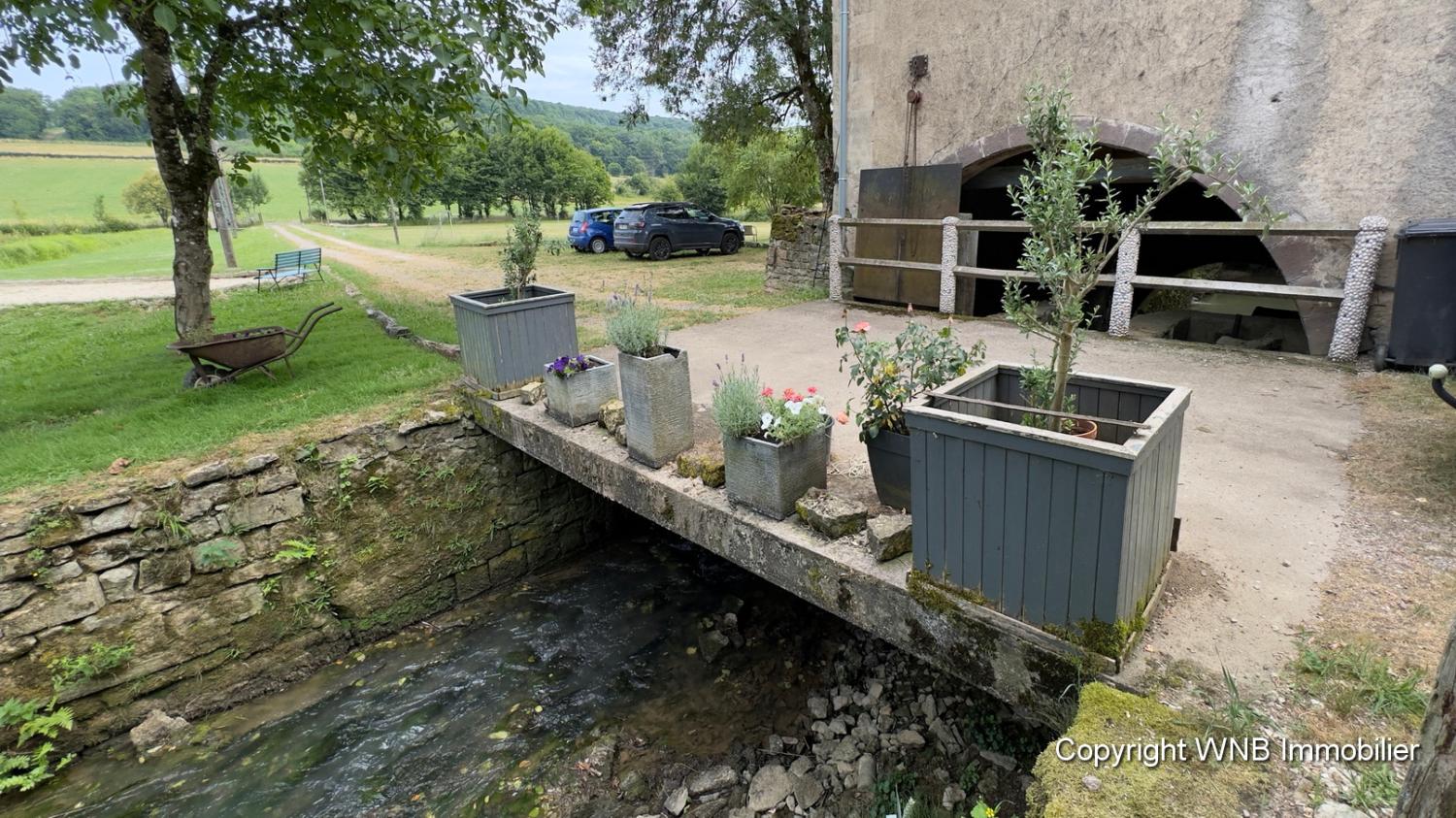  te koop vrijstaand huis Anchenoncourt-et-Chazel Haute-Saône 11