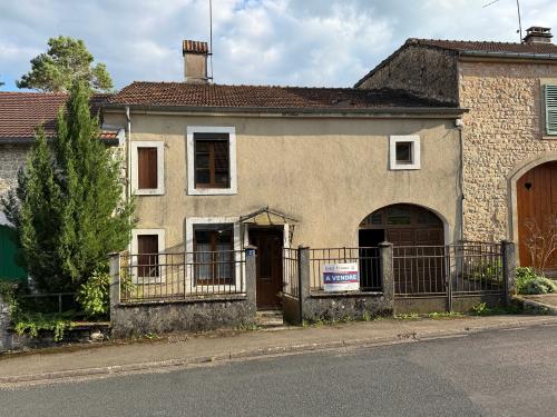 Dampierre Haute-Marne dorpshuis foto 6751768