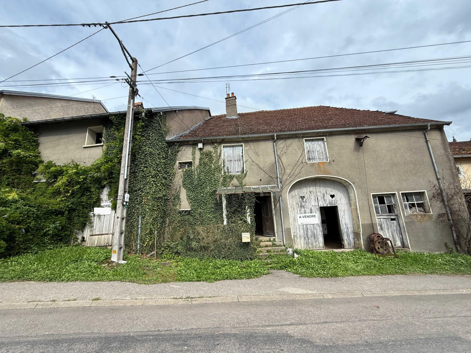 te koop dorpsboerderij Vitrey-sur-Mance Haute-Saône 2