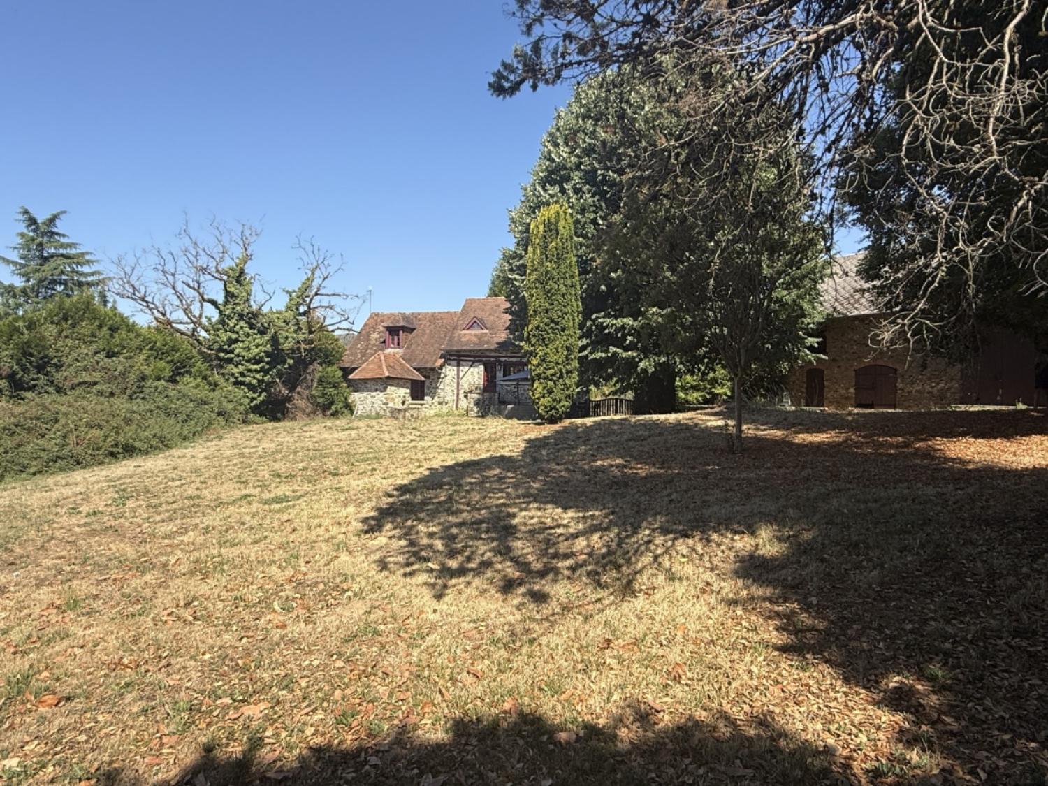 te koop vrijstaand huis Lubersac Corrèze 13