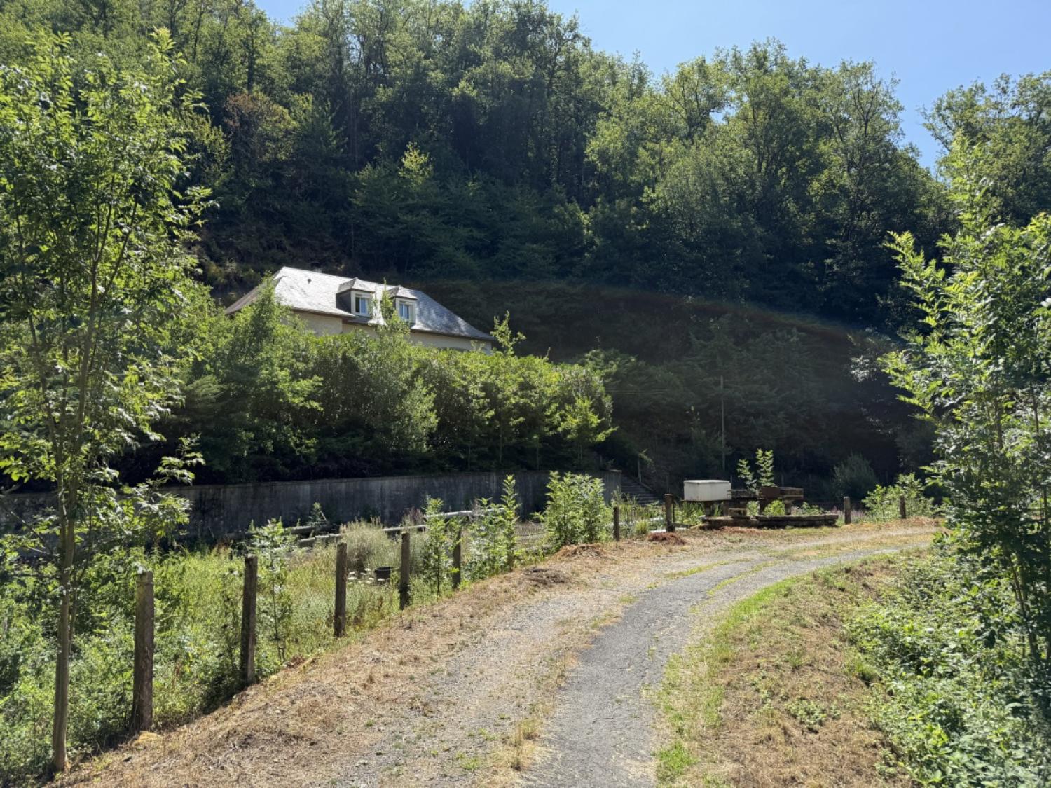 te koop vrijstaand huis Vignols Corrèze 12
