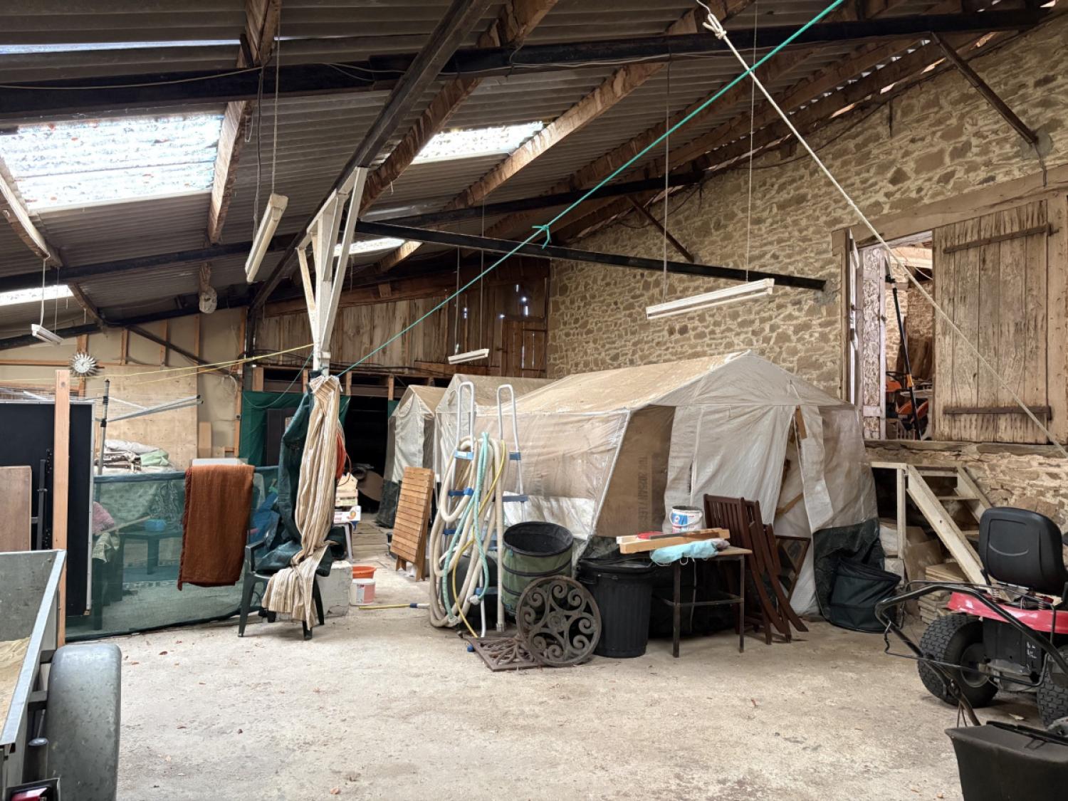 te koop huis met gîte Meuzac Haute-Vienne 40