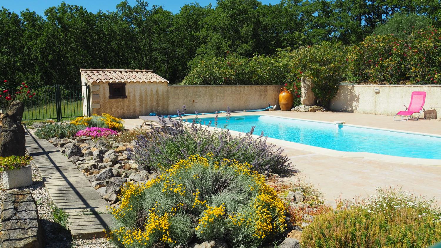 te koop vrijstaand huis Barjac Gard 9