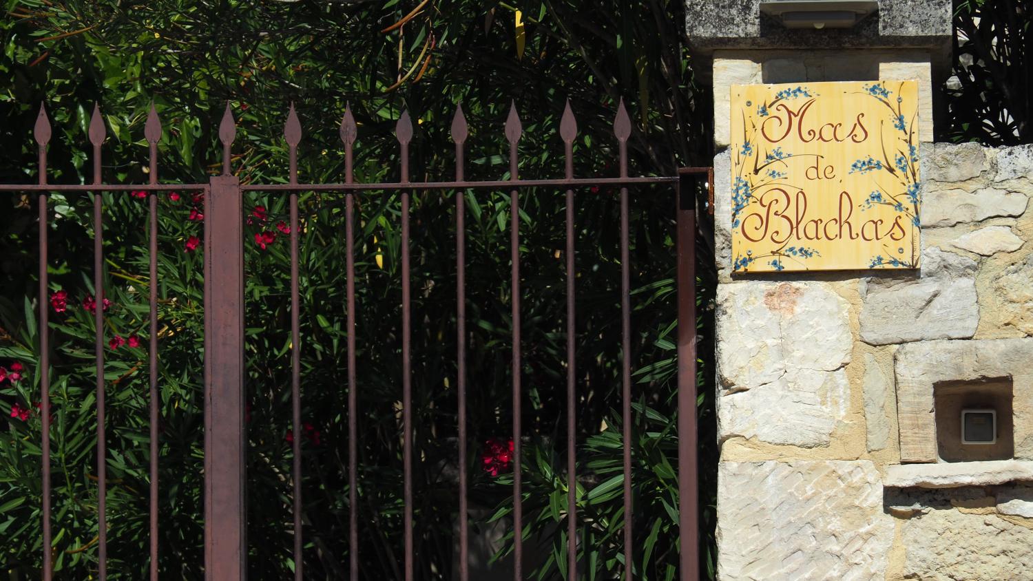 te koop vrijstaand huis Barjac Gard 2