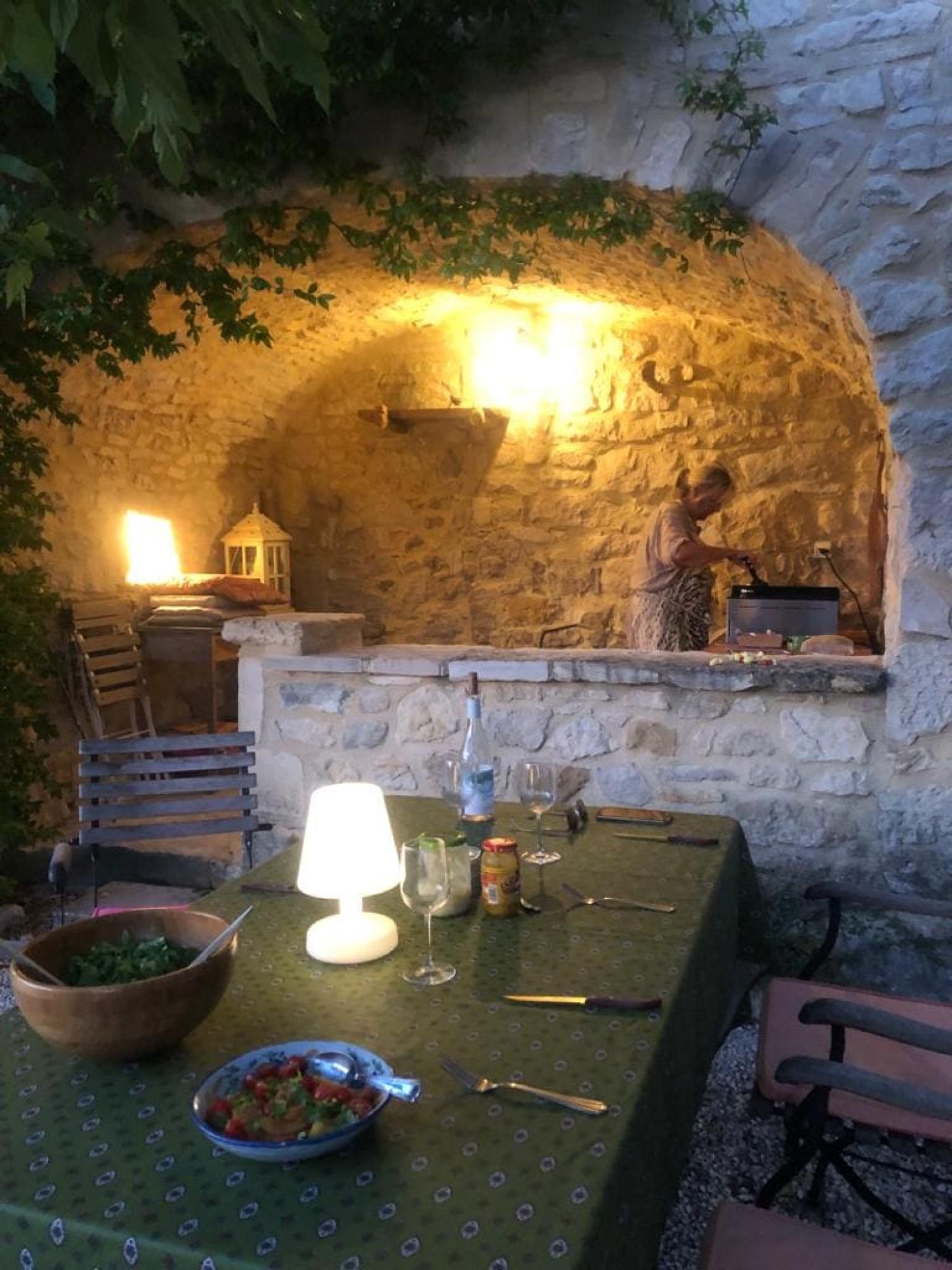 te koop vrijstaand huis Barjac Gard 10