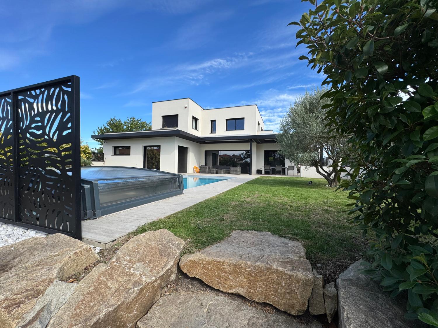  te koop villa Chavaroux Puy-de-Dôme 1