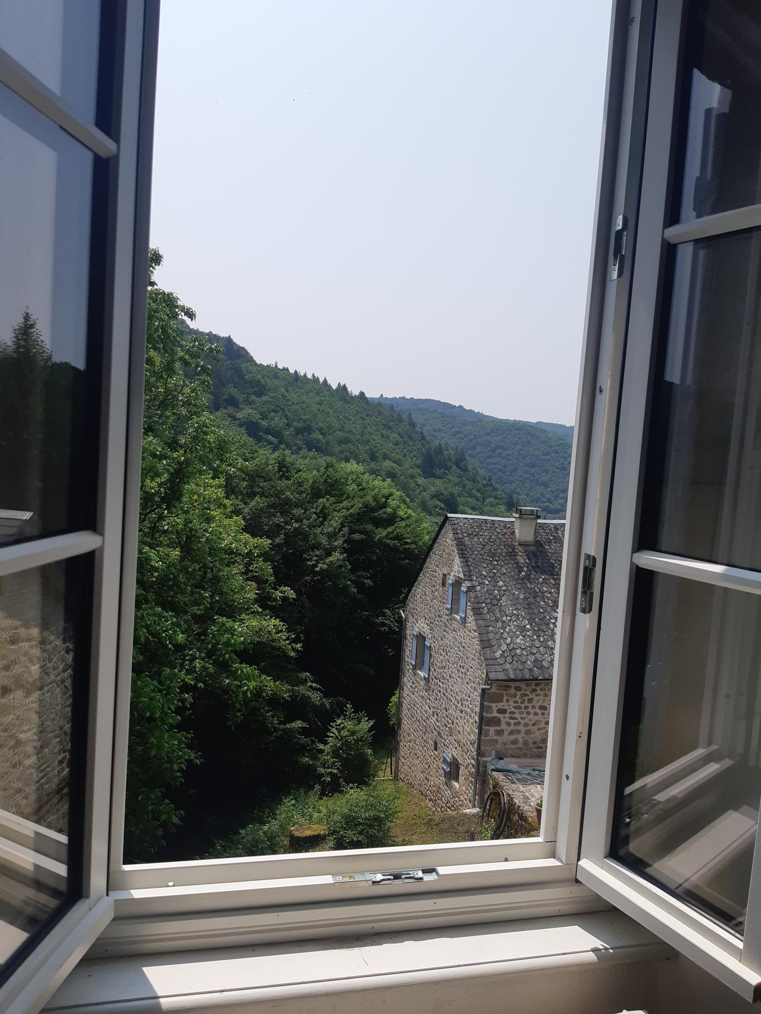  te koop vrijstaand huis La Roche-Canillac Corrèze 17