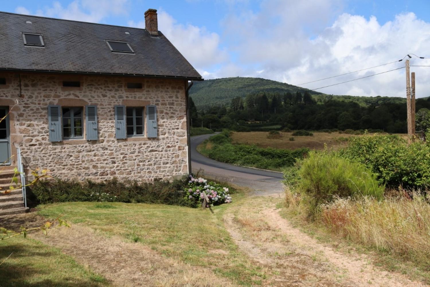  te koop landgoed Saint-Léger-sous-Beuvray Saône-et-Loire 21