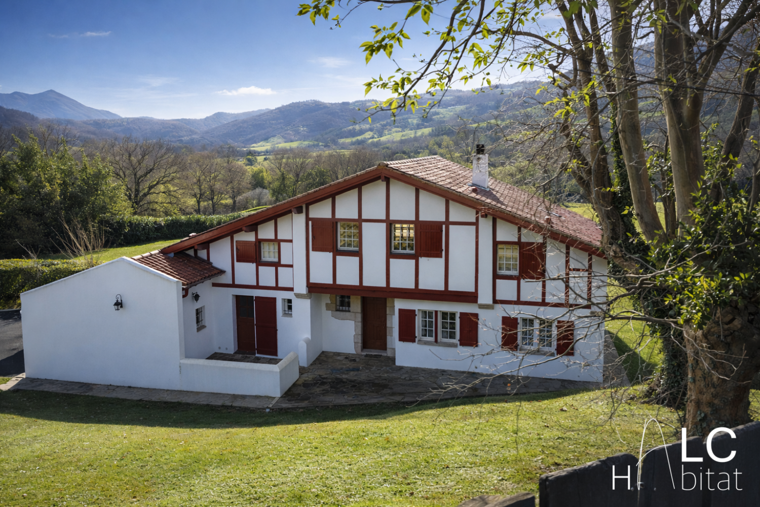  te koop vrijstaand huis Saint-Jean-de-Luz Pyrénées-Atlantiques 1