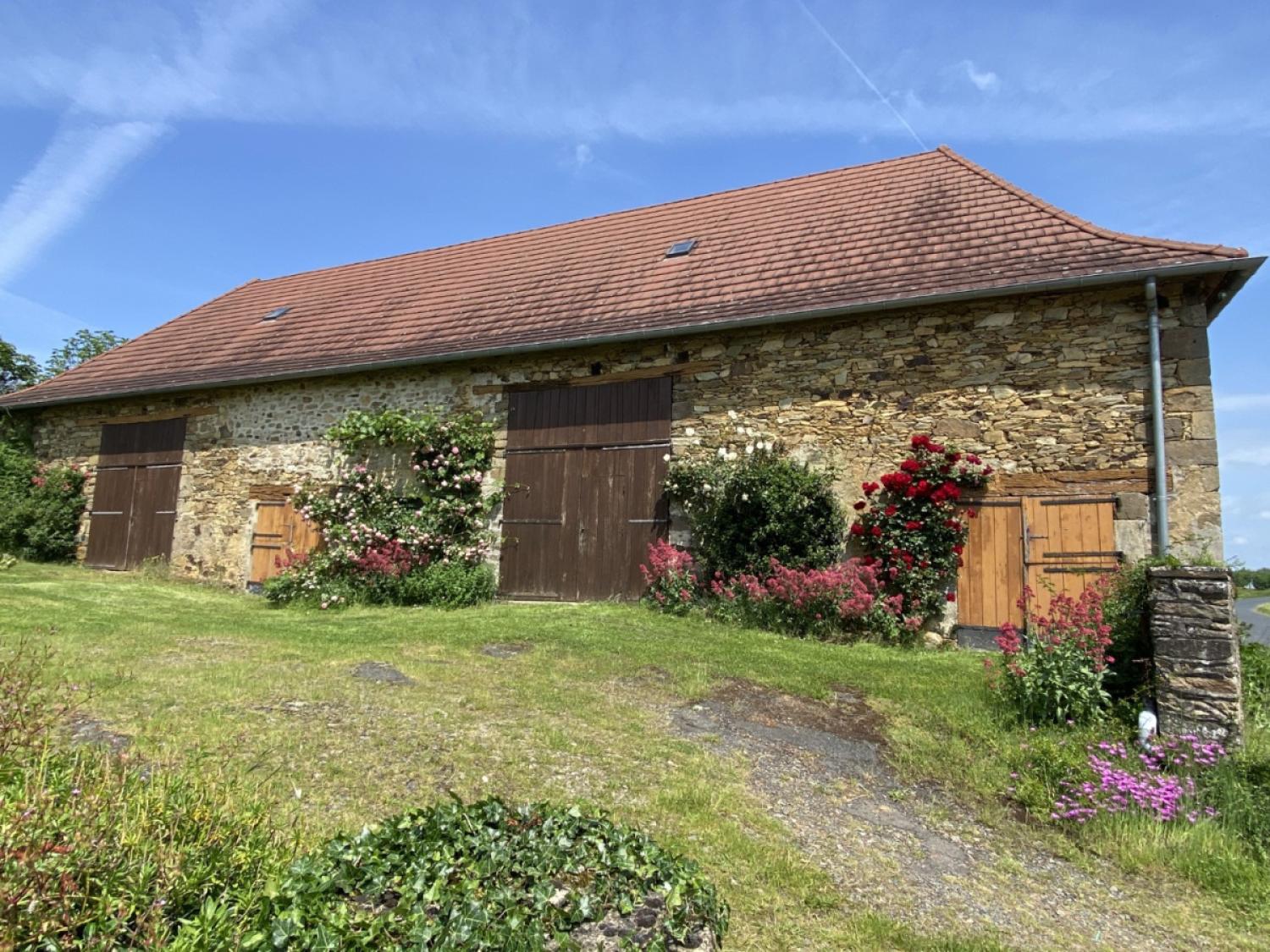 te koop vrijstaand huis Juillac Corrèze 2