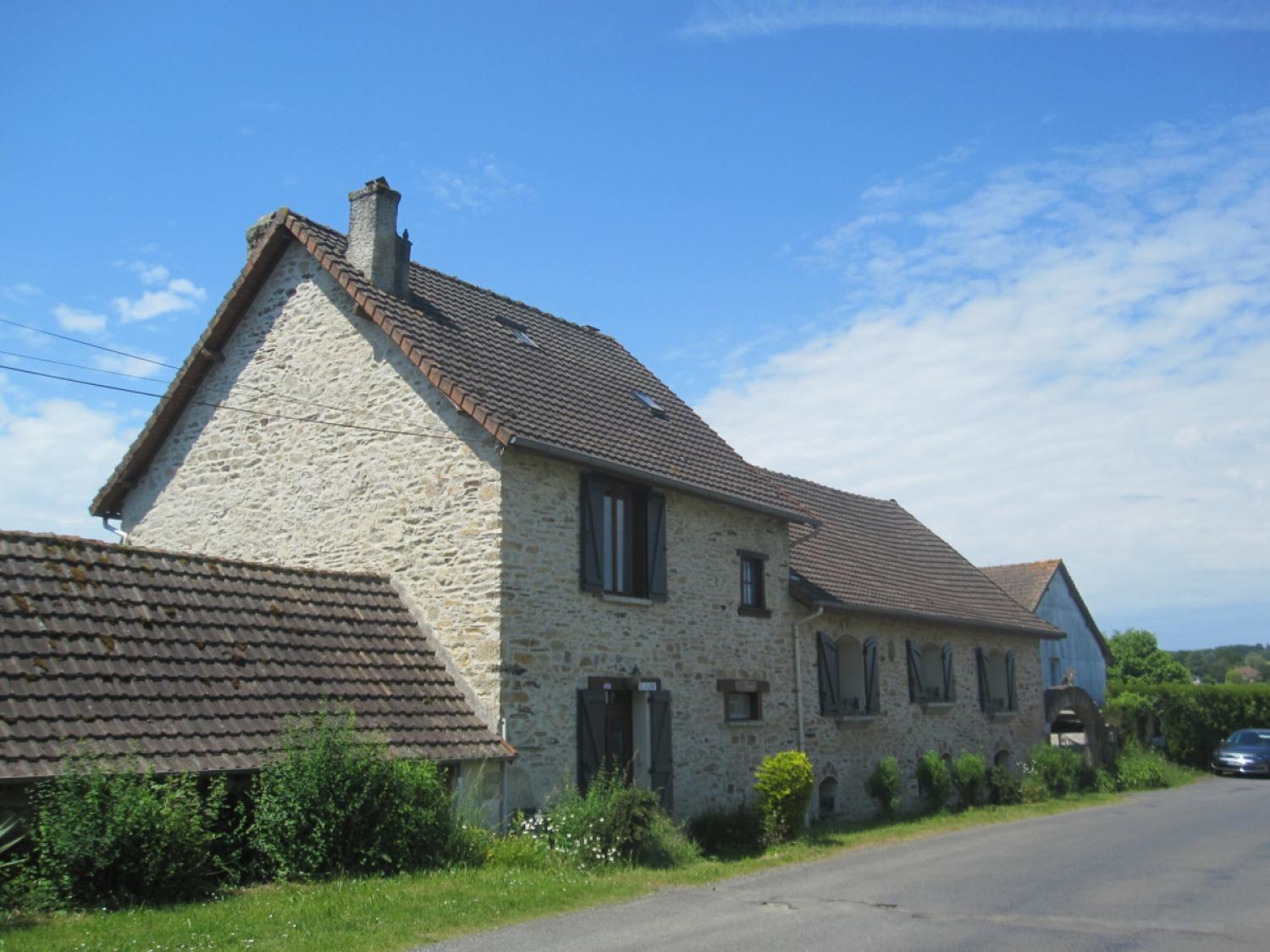  te koop vrijstaand huis Saint-Yrieix-la-Perche Haute-Vienne 2