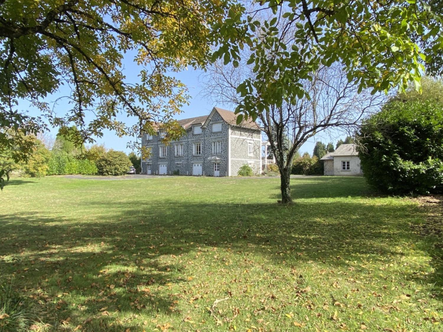 te koop vrijstaand huis Arnac-Pompadour Corrèze 30