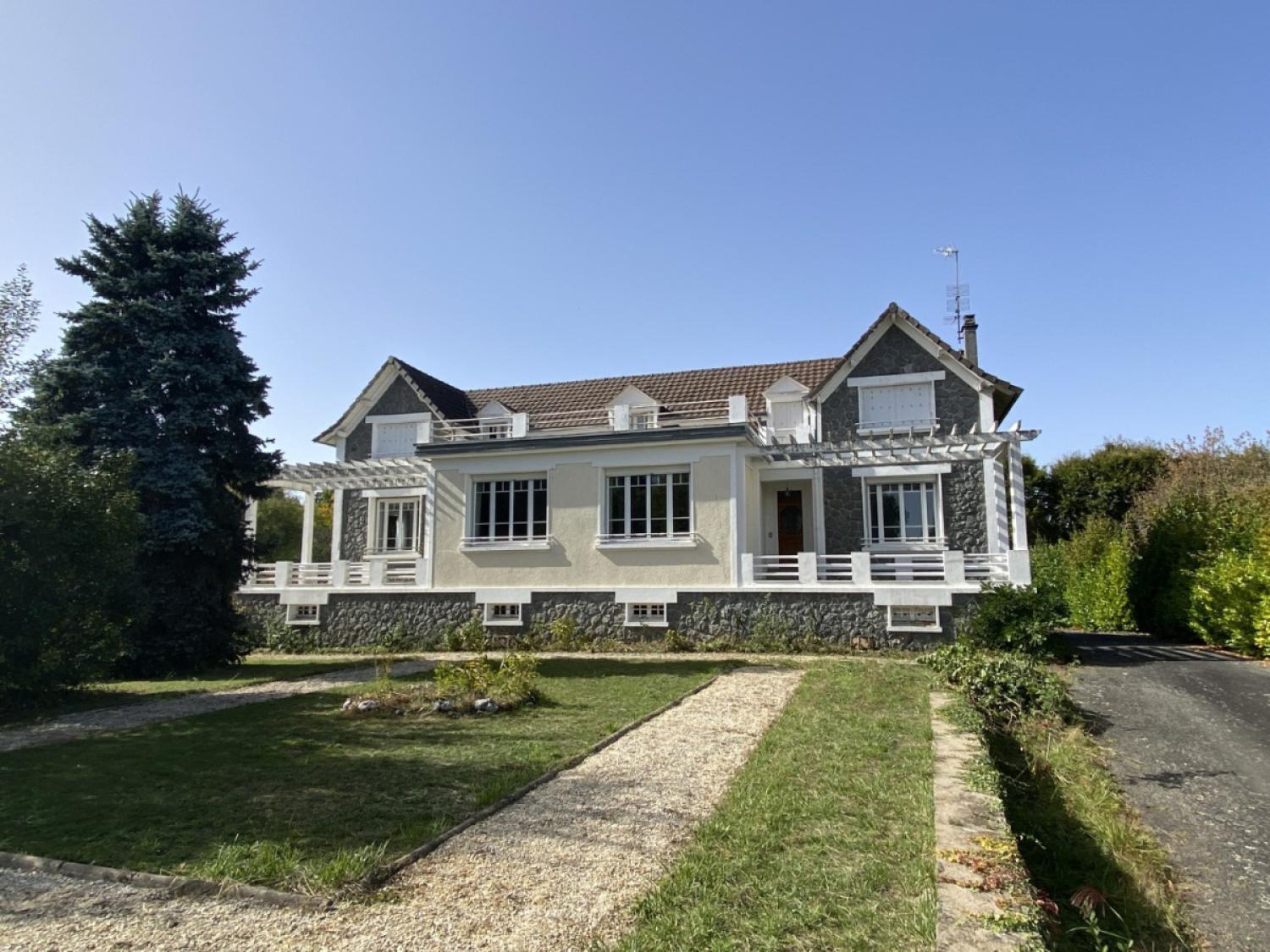 te koop vrijstaand huis Arnac-Pompadour Corrèze 29