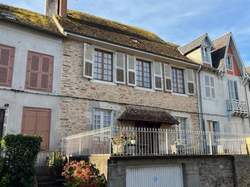 Coussac-Bonneval Haute-Vienne dorpshuis foto 7361813