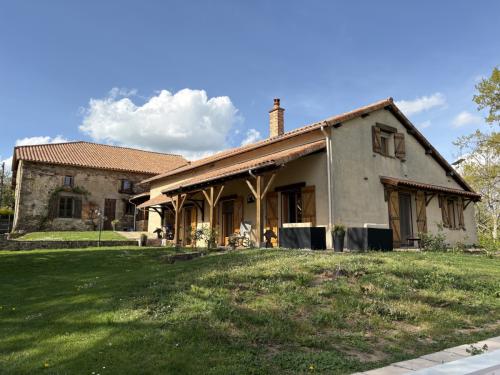 Nexon Haute-Vienne huis met gîte foto 7361807