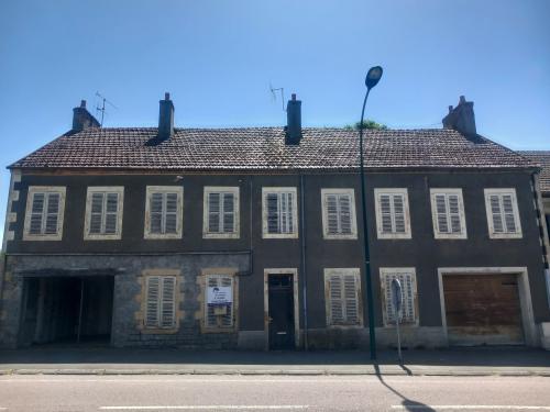 Fours Nièvre gebouw foto 7362502