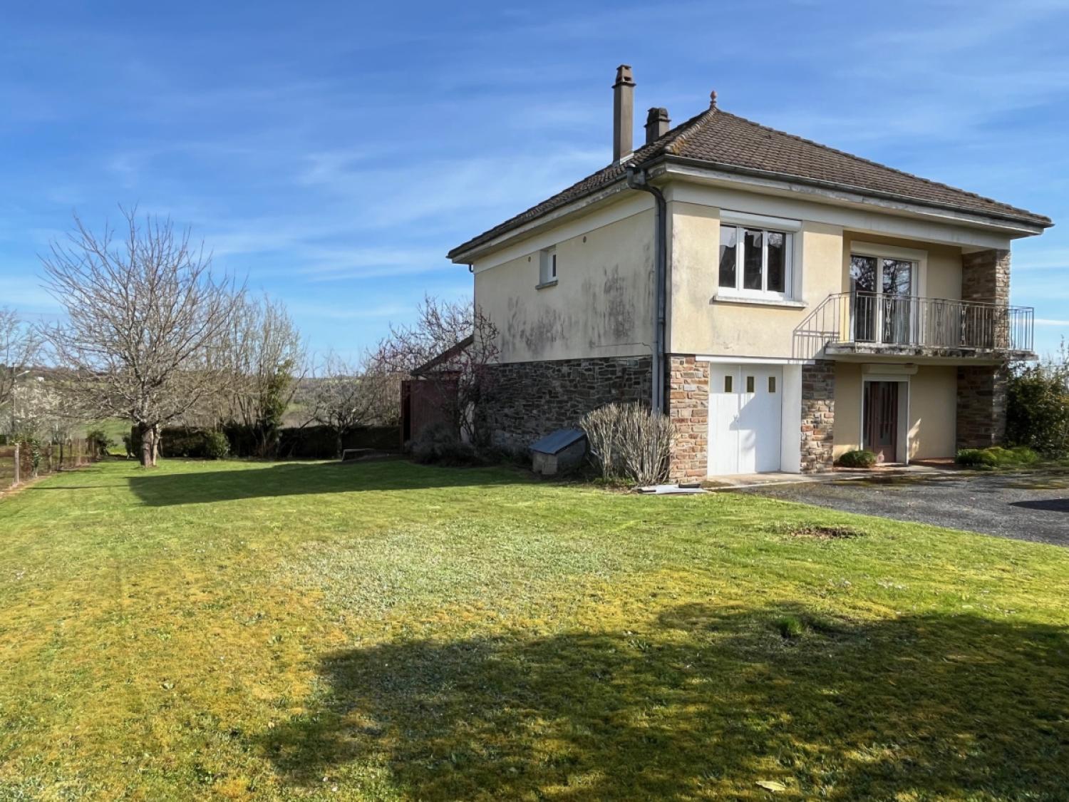 te koop vrijstaand huis Payzac Dordogne 1